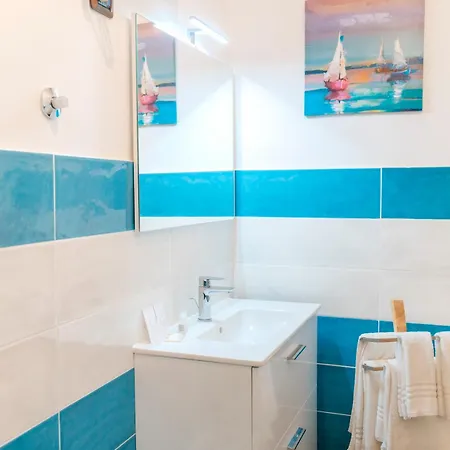 Piazza Tasso Bed and breakfast 3*